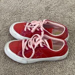 Converse  red/pink star sneakers